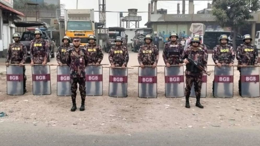 তারেক রহমানের নিরাপত্তায় জিয়া উদ্যান ও স্মৃতিসৌধের আশপাশে বিজিবি মোতায়েন