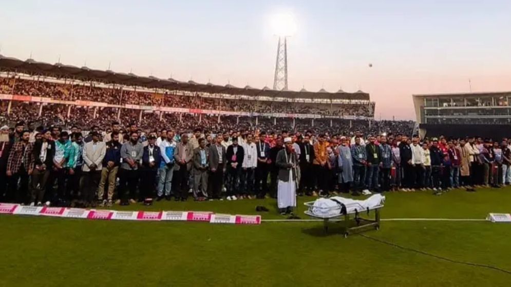 সিলেটে জাকির জানাজায় কাঁদলেন শরিফুল-মুশফিকরা