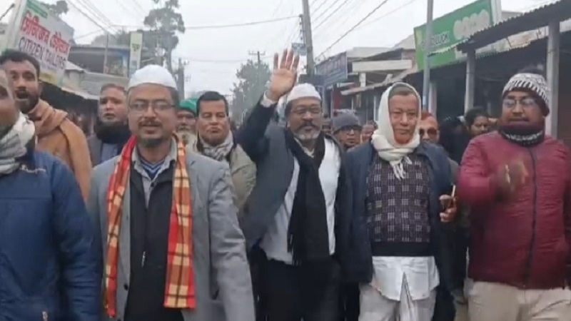 নীলফামারীতে জাপা প্রার্থী সাবেক এমপি সিদ্দিকুল আলমের আচরণবিধি লংঘন, ক্ষমা প্রার্থনা