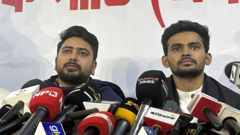 এনসিপিতে যোগ দিলেন আসিফ মাহমুদ, অংশ নেবেন না নির্বাচনে