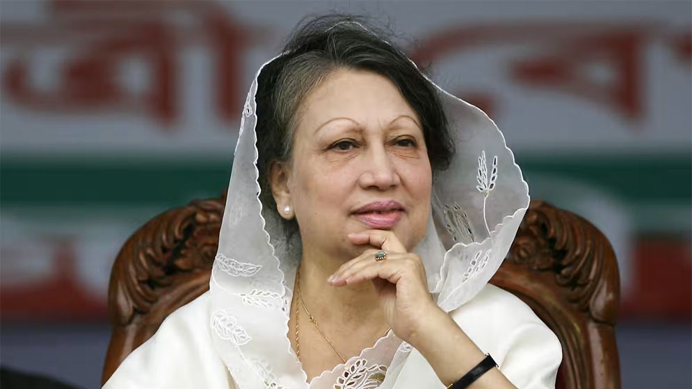 যে তিন মেয়াদে প্রধানমন্ত্রী ছিলেন খালেদা জিয়া