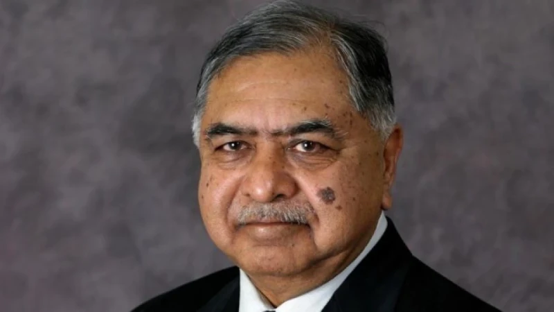 গুরুতর অসুস্থ হয়ে হাসপাতালে ড. কামাল হোসেন