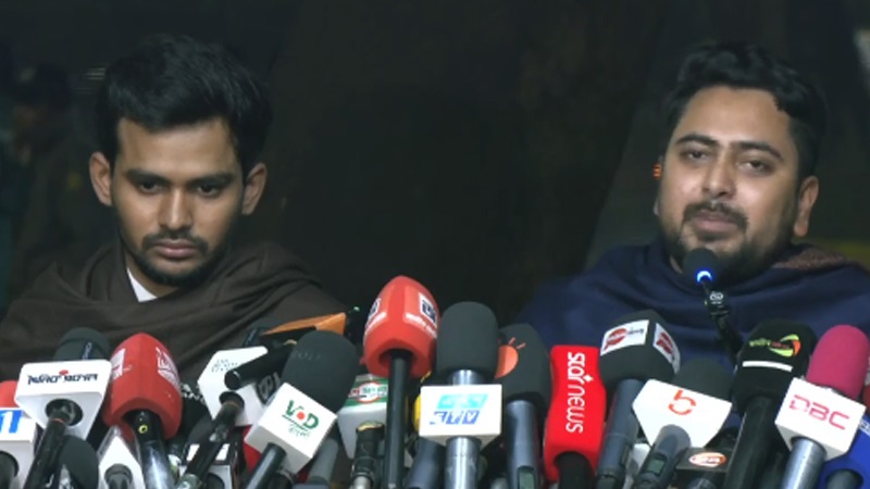 নির্বাচন কমিশন বিএনপির চাপে সব সিদ্ধান্ত নিচ্ছে: প্রধান উপদেষ্টাকে এনসিপি