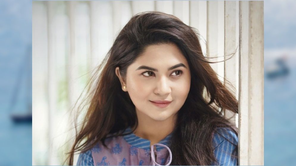কারও সঙ্গে কোনো কথা বলার অবস্থায় নেই স্পর্শিয়া