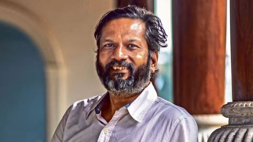 গোবর-গোমূত্র গবেষককে পদ্মশ্রী সম্মাননা, দেশজুড়ে বিতর্ক