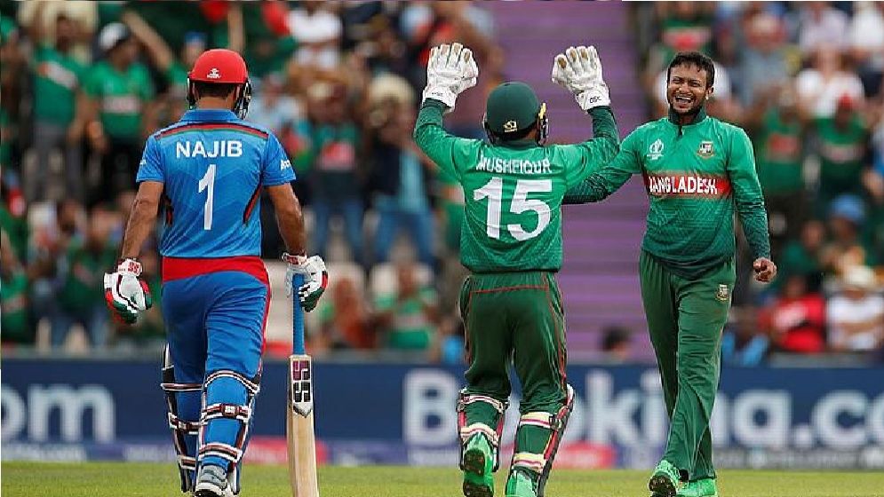 বোলিংয়ে সেরা সাকিব, ব্যাটিংয়ে মুশফিক