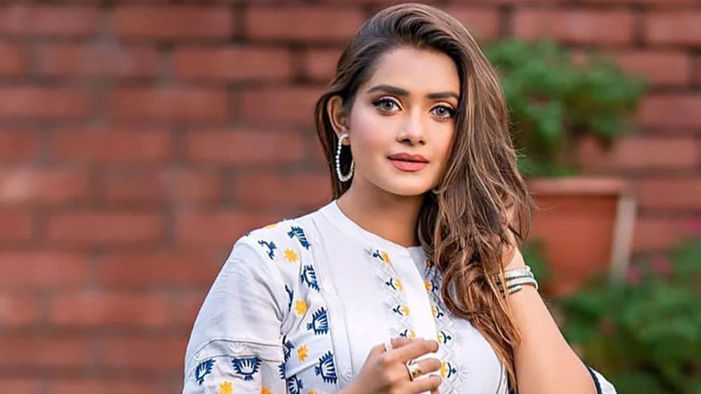 দুঃসংবাদ পেলেন তানজিন তিশা