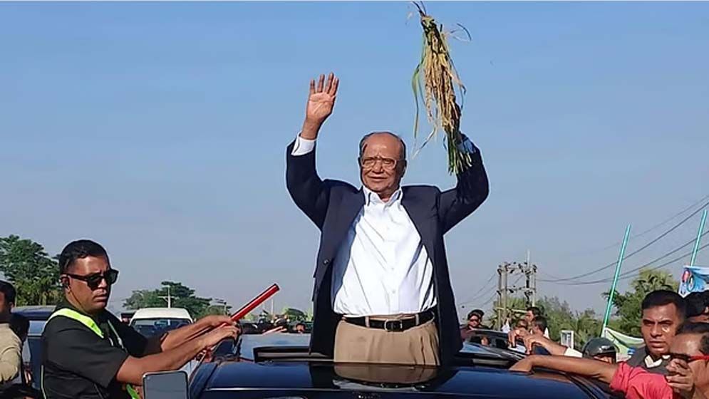 ৭৪ কেন্দ্রে শীর্ষে বিএনপির আবদুল আউয়াল মিন্টু