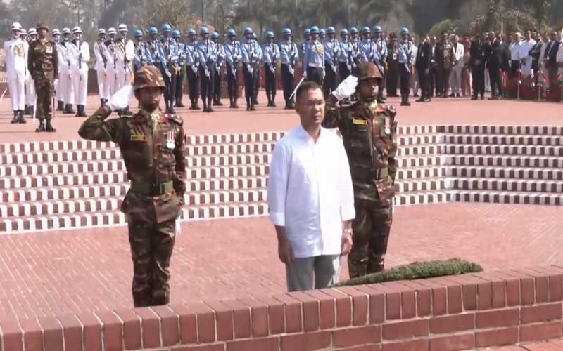 জাতীয় স্মৃতিসৌধে প্রধানমন্ত্রীর শ্রদ্ধা