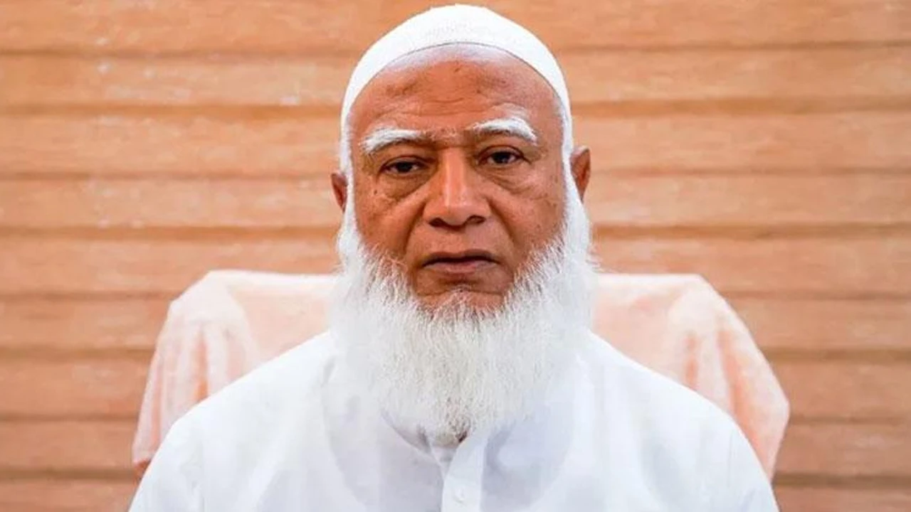 একুশের প্রথম প্রহরে শহীদ মিনারে শ্রদ্ধা জানাবেন বিরোধীদলীয় নেতা