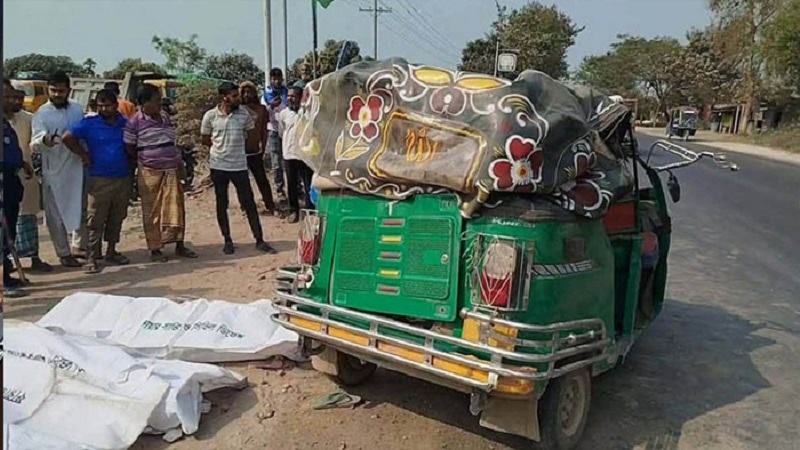 কুষ্টিয়ায় ট্রাক-সিএনজি সংঘর্ষ, নিহত ৫