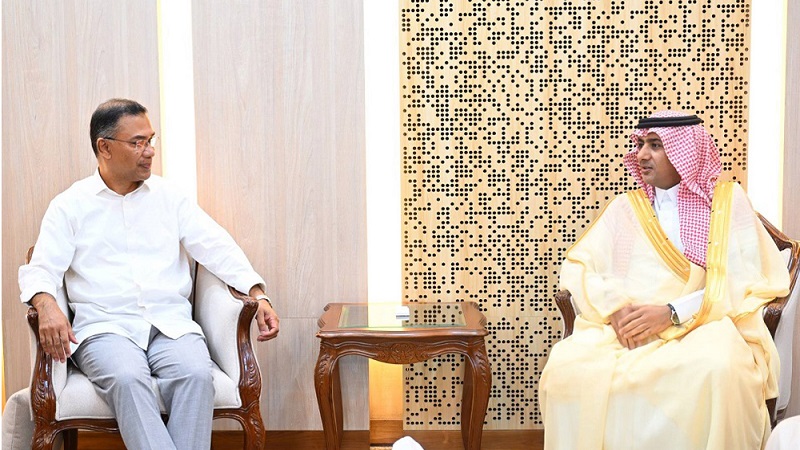 প্রধানমন্ত্রীর সঙ্গে সৌদি রাষ্ট্রদূতের সাক্ষাৎ