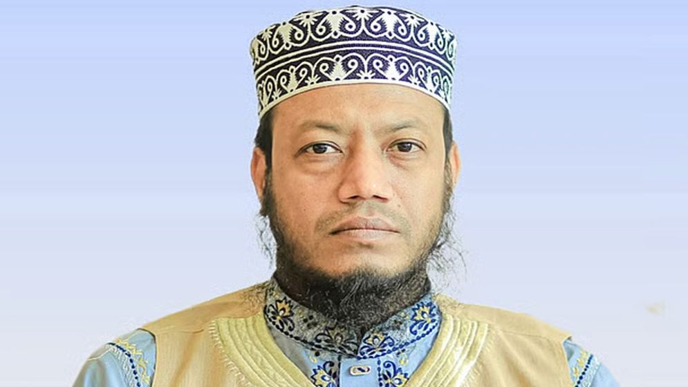 সমর্থকদের বিশেষ বার্তা দিলেন আমির হামজা