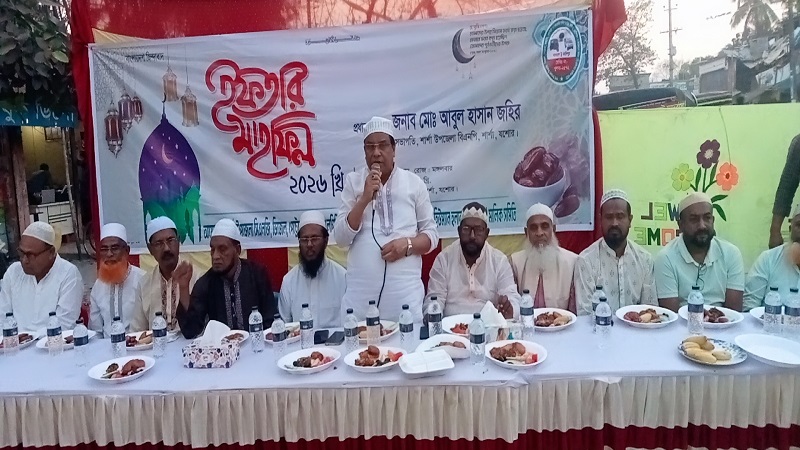 নাভারনে সিএনজি ও থ্রি হুইলার মালিক  সমিতির ইফতার মাহফিল