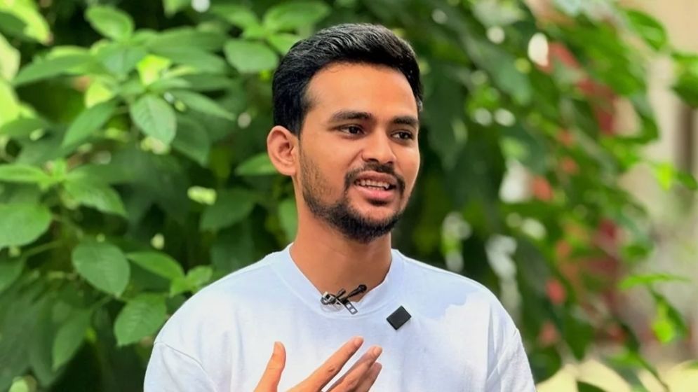 নিজের ব্যাংক স্টেটমেন্ট প্রকাশের ঘোষণা দিলেন আসিফ মাহমুদ