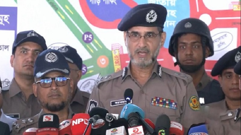 ঈদকে কেন্দ্র করে কোনো ধরনের নিরাপত্তা শঙ্কা নেই: ডিএমপি কমিশনার