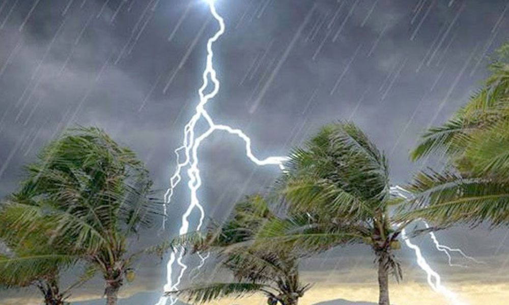 রাত ১টার মধ্যে ২০ অঞ্চলে ৬০ কিমি বেগে ঝড়ের শঙ্কা