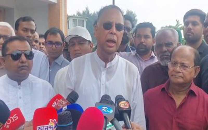 তেলের সরবরাহ সবসময়ই আছে, তবে কালোবাজারি হচ্ছে: জ্বালানিমন্ত্রী