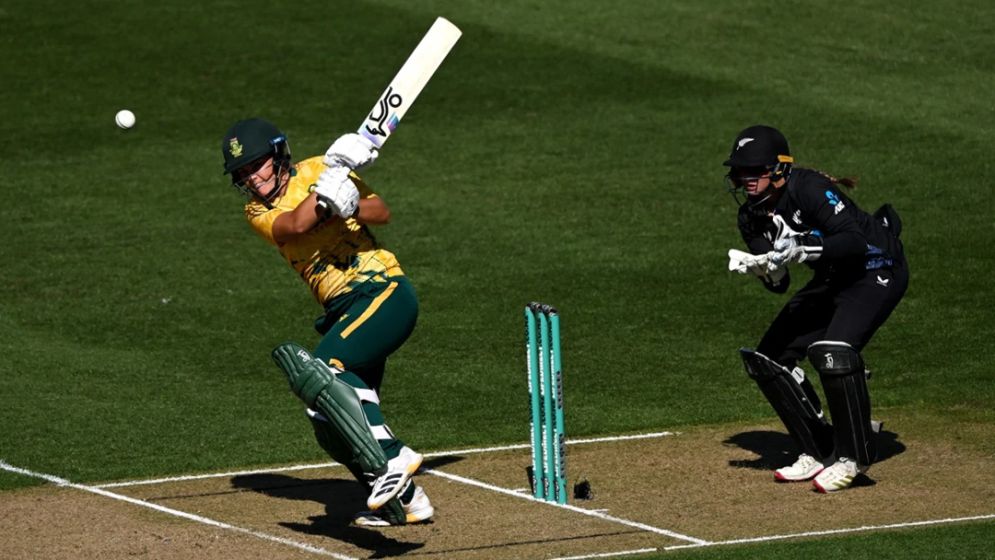 মোস্তাফিজের রেকর্ড ছুঁলেন দ.আফ্রিকান তারকা