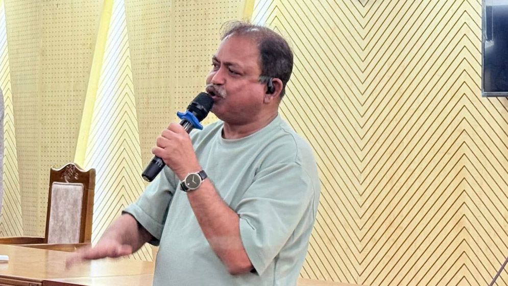 ফখরুলের মতোই কবিতা আবৃত্তি করে উজ্জীবিত করলেন ছোট ভাই মির্জা ফয়সল