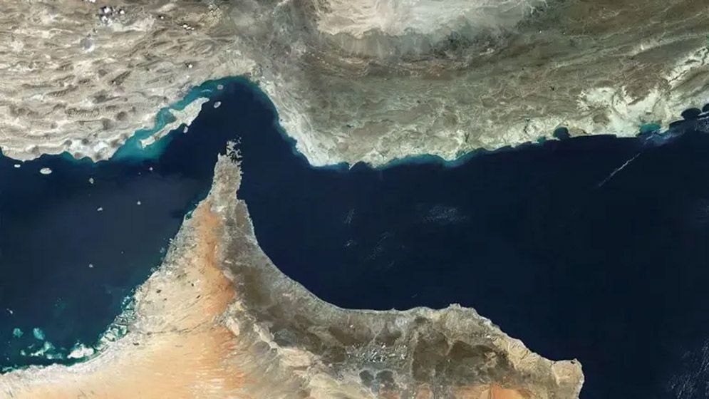 হরমুজ প্রণালি শত্রুদের জন্য বন্ধই থাকবে: আইআরজিসি