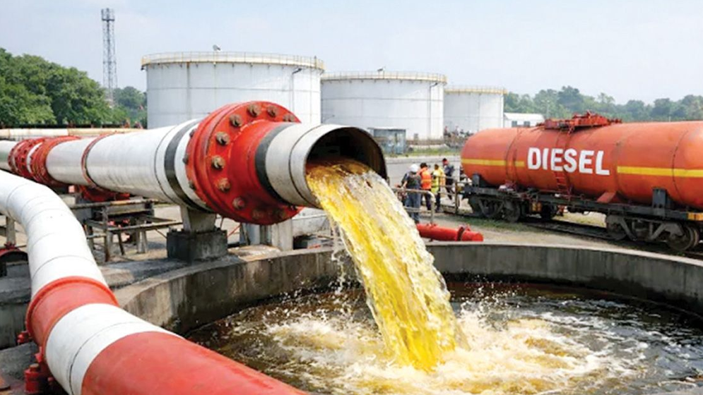 পার্বতীপুর ডিপোতে  ৭ হাজার মেট্রিক টন ডিজেল আসছে ভারত থেকে
