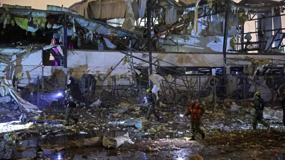 কুয়েতের গুরুত্বপূর্ণ তেল-পানি স্থাপনায় আঘাত হানল ইরান