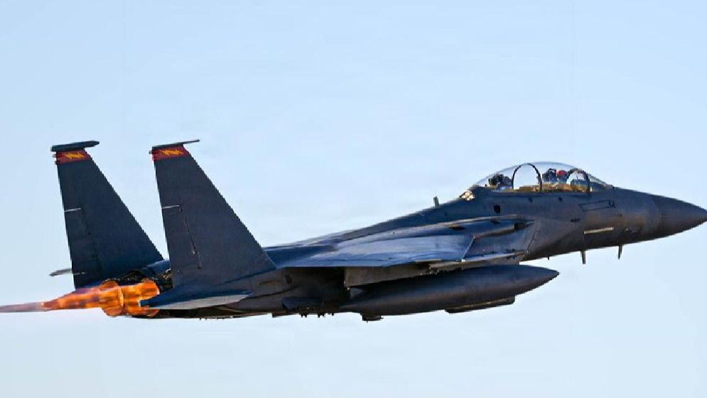 যুদ্ধবিমানের একজন ক্রুকে উদ্ধার করেছে যুক্তরাষ্ট্র: দাবি সেনাদের