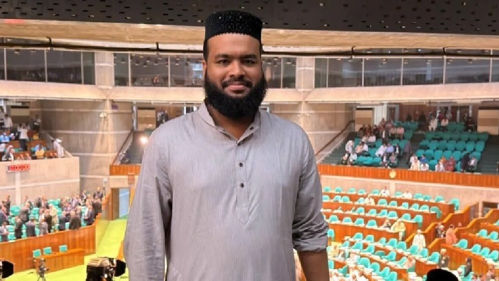 কেন্দ্রীয় নেতা আরজু এনসিপি থেকে পদত্যাগ করলেন