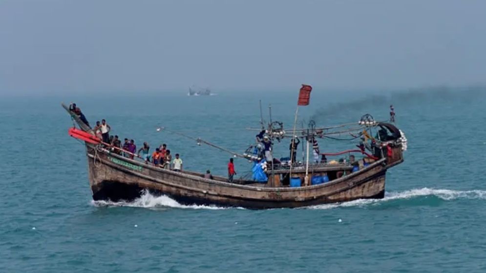 বঙ্গোপসাগরে মাছ শিকারে ৫৮ দিনের নিষেধাজ্ঞা
