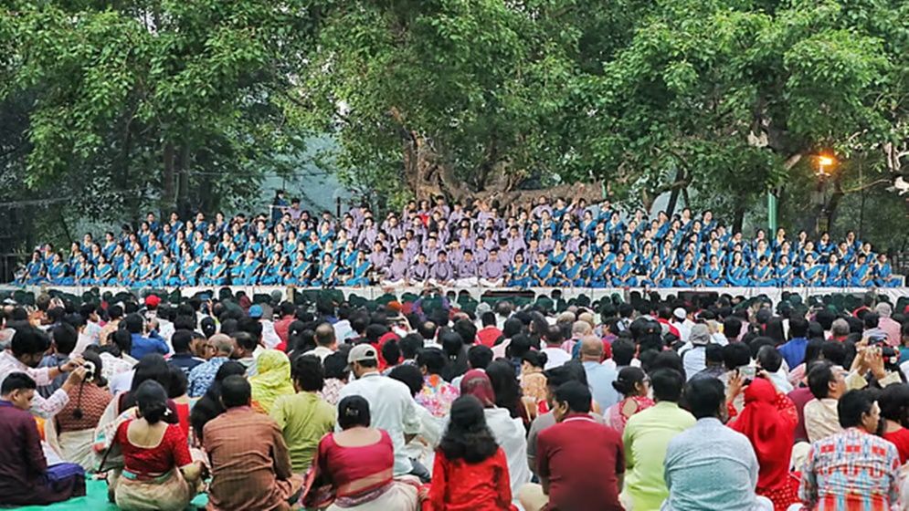 ছায়ানটের আয়োজনে রমনায় বর্ষবরণ উৎসব শুরু
