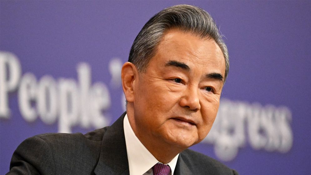 হরমুজ প্রণালিতে স্বাভাবিক নৌ চলাচল চায় বেইজিং