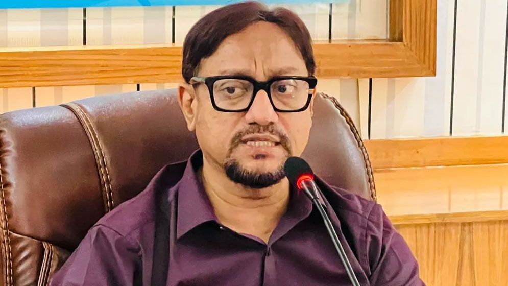 মনজুরের বাসায় হাসনাত, পরিস্থিতি নিয়ে যা বললেন শাহাদাত