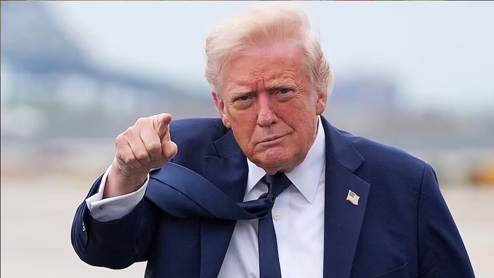 লেবাননে হামলা বন্ধের আহ্বান জানিয়ে ইসরাইলকে সতর্ক করলেন ট্রাম্প