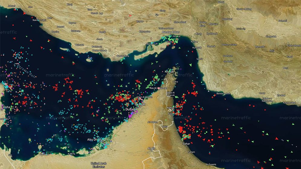 আবারও হরমুজ প্রণালী বন্ধ