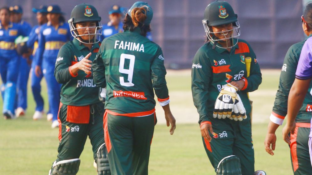 শ্রীলংকাকে হারিয়ে সিরিজে এগিয়ে বাংলাদেশ