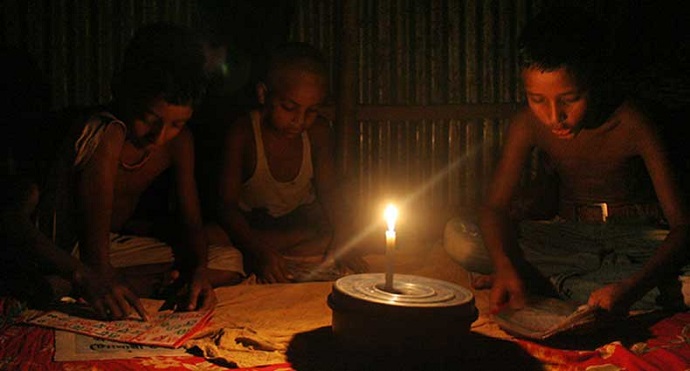 বাড়ছে লোডশেডিং, গ্রামাঞ্চলে দুর্ভোগ চরমে