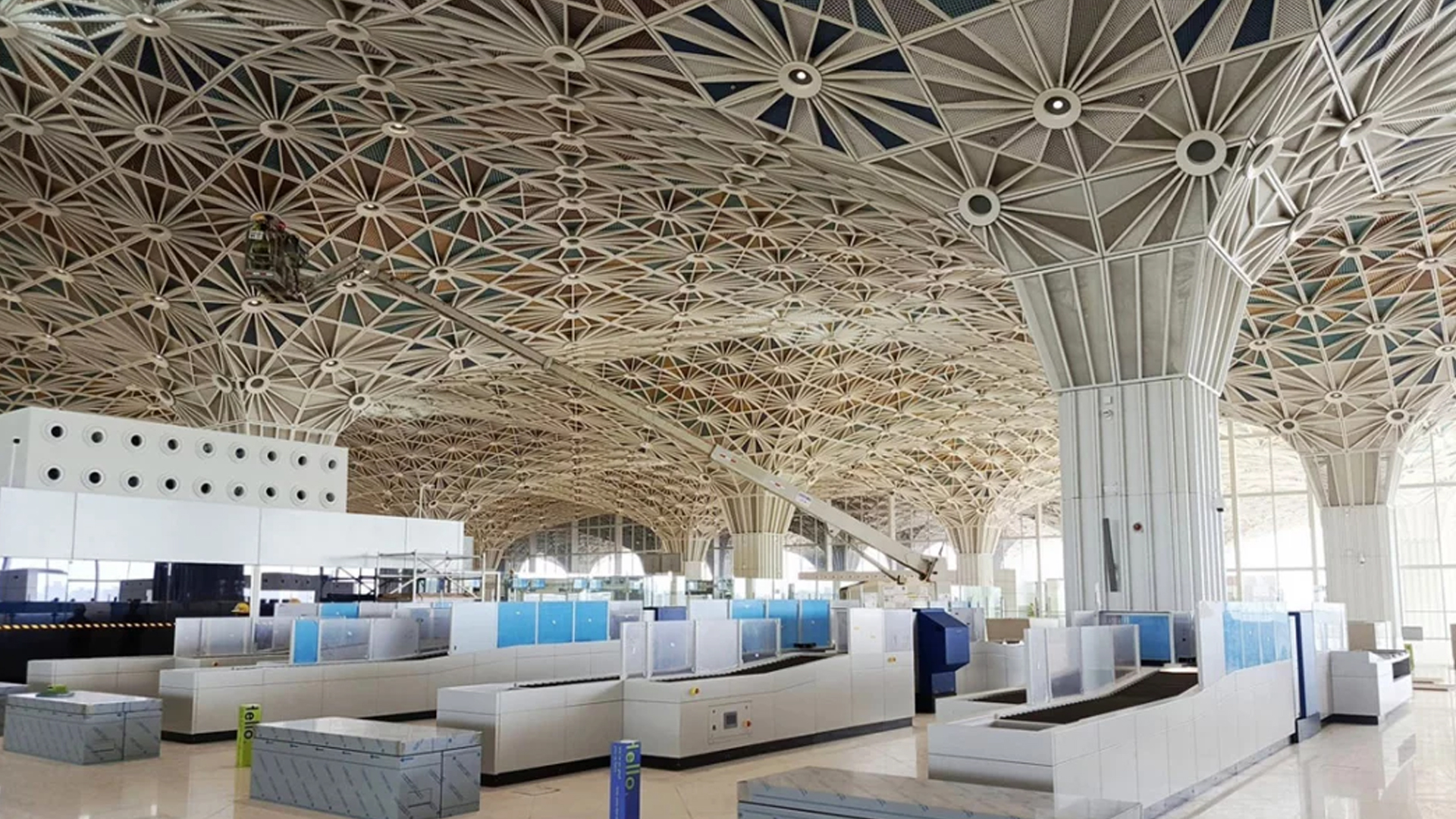 Bangladeshi tailor in Dubai