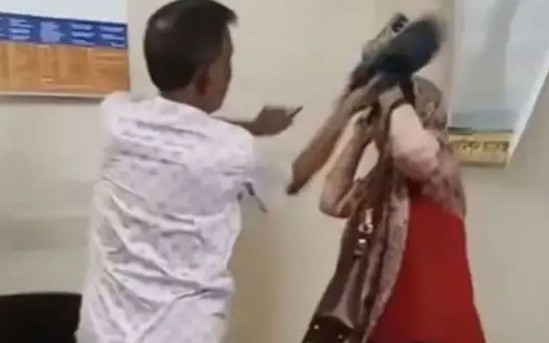 শিক্ষিকাকে জুতাপেটা, সেই বিএনপি নেতা বহিষ্কার