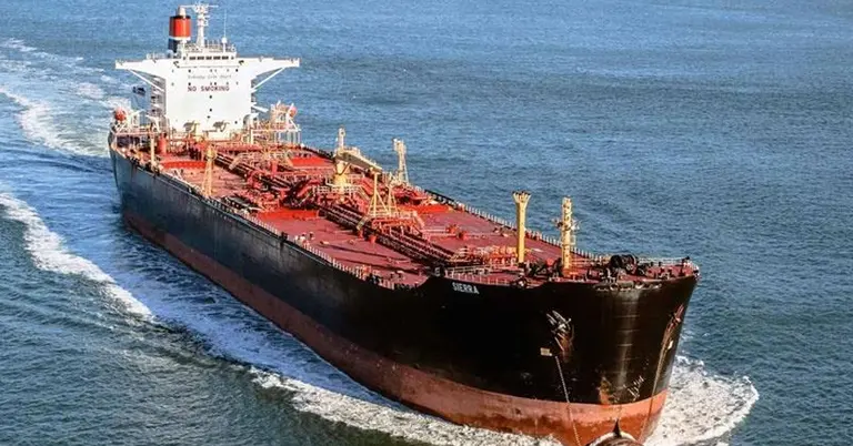 ৫ মে চট্টগ্রাম বন্দরে পৌঁছবে ১ লাখ টন অপরিশোধিত তেল