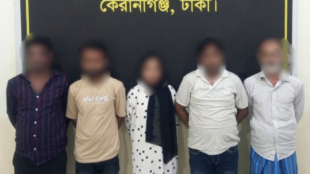 Bangladeshi tailor in Dubai