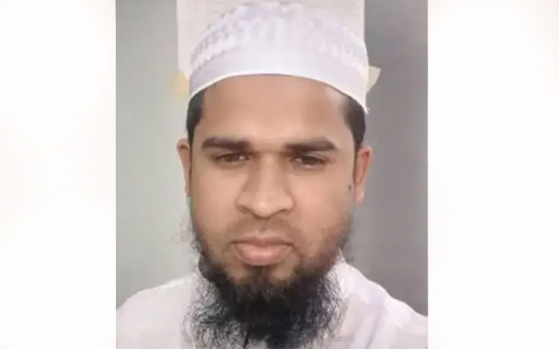 মাদরাসাছাত্রী ধর্ষণ ও অন্তঃসত্ত্বা : অভিযুক্ত সেই শিক্ষক গ্রেপ্তার
