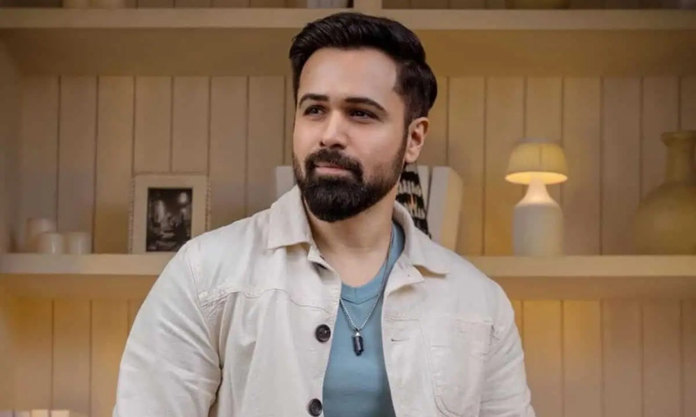 ভিড়ের চাপে বাথরুমে আশ্রয় নেন ইমরান হাশমি