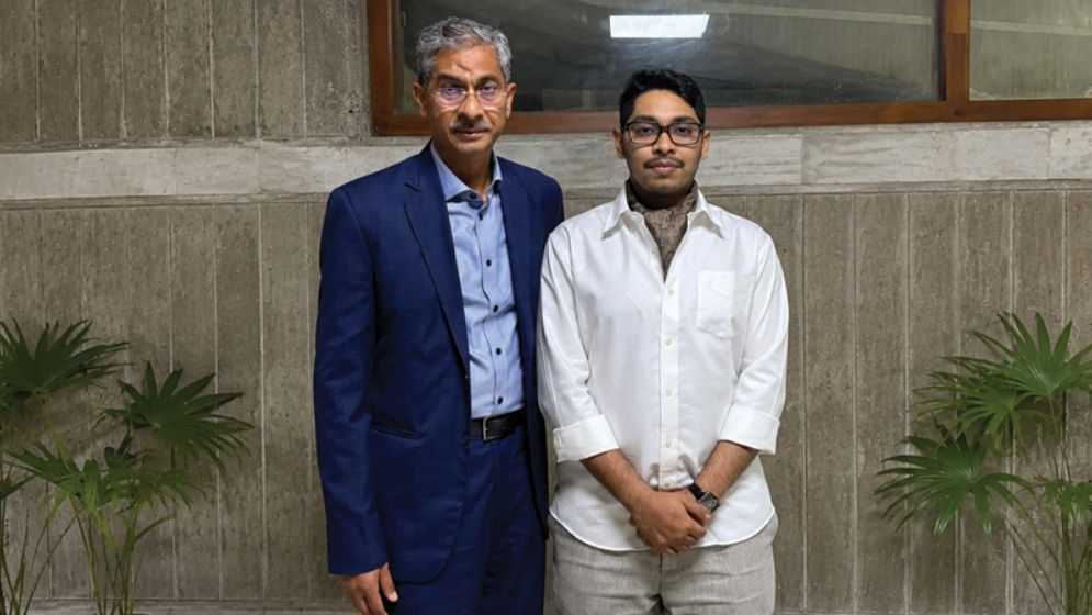 পানিসম্পদমন্ত্রীর ৩২ লাখ টাকার গরু নিয়ে সমালোচনার ঝড়