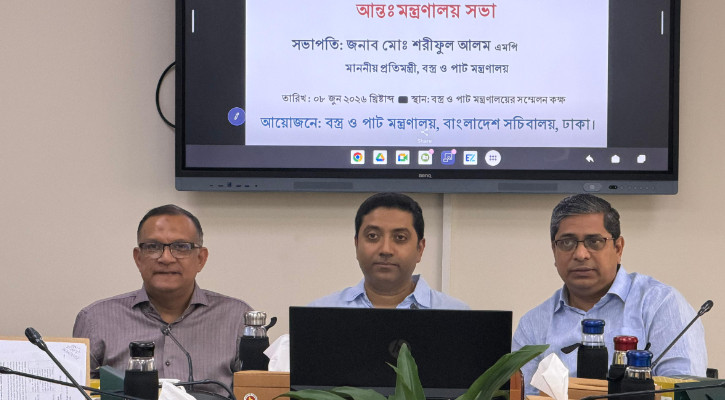 ১ কোটি ৭ লাখ শিক্ষার্থীদের ইউনিফর্ম-ব্যাগ-জুতা দেবে সরকার