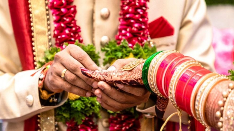 বিবাহিত না অবিবাহিত—কাদের ক্যানসার ঝুঁকি বেশি?
