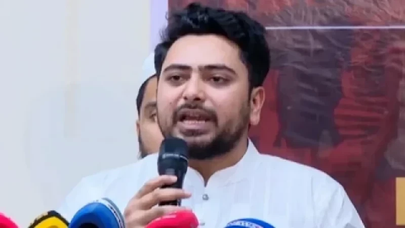 কিছু রাজনৈতিক দল জুলাই সনদে সই করলেই জাতীয় ঐক্য হয়ে যায় না: নাহিদ