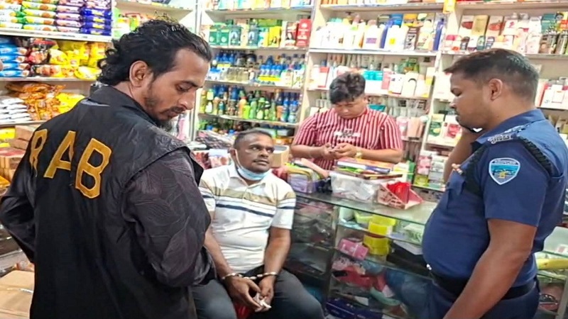 নোয়াখালীতে ভুয়া র‍্যাব গ্রেপ্তার