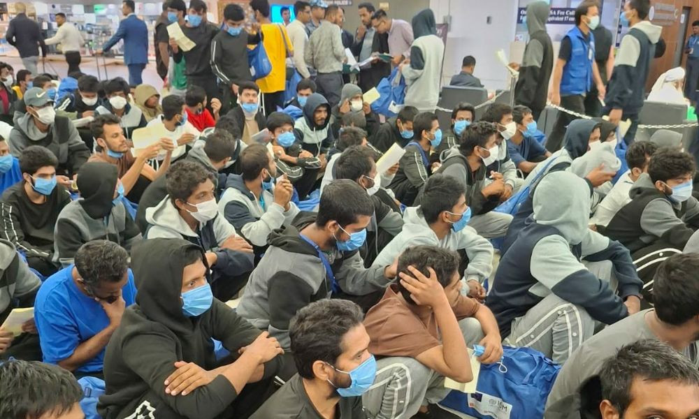 লিবিয়ায় আটকে থাকা ১৭৪ বাংলাদেশি দেশে ফিরলেন