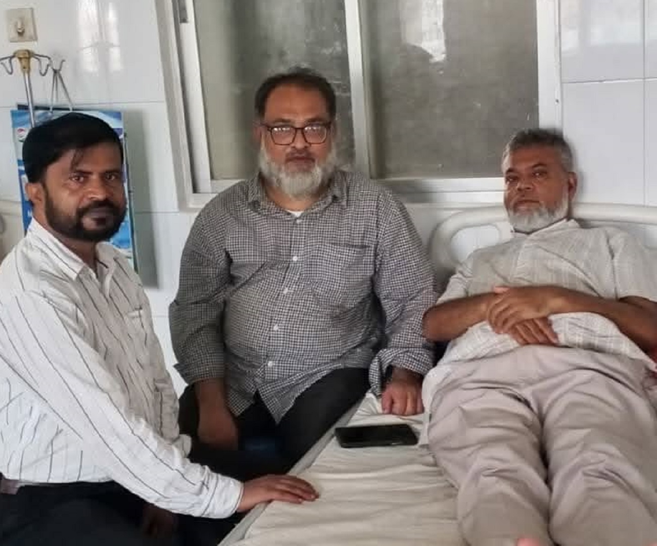 অসুস্থ এনডিপি মহাসচিবের শয্যা পাশে ন্যাপ মহাসচিব